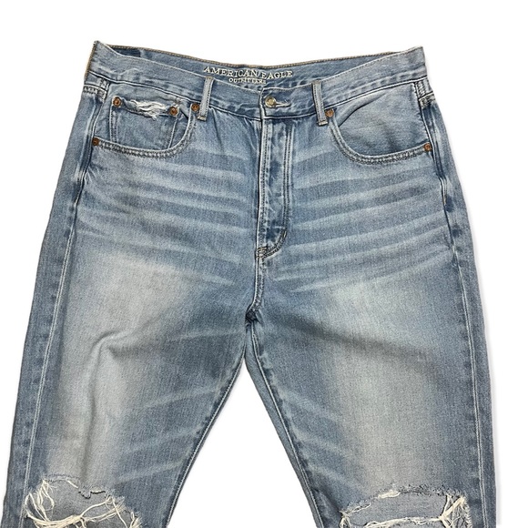 American Eagle Hi-Rise Girlfriend Distressed Light Wash Buttonfly Jeans Sz 12 - Picture 3 of 14